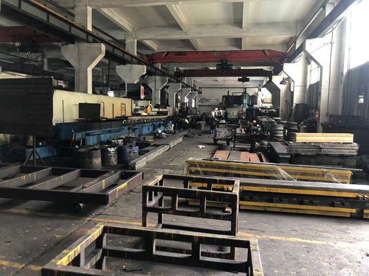 коническая прессформа поляка круга & полигона оборудуя для фонарного столба 10m для производителя фонарного столба России